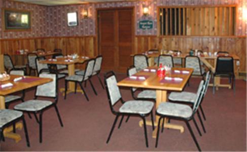 Zellar'S Village Inn Newberry Buitenkant foto