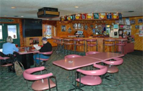 Zellar'S Village Inn Newberry Buitenkant foto
